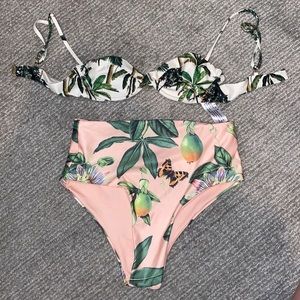 Never worn Agua Bendita high waisted bikini set